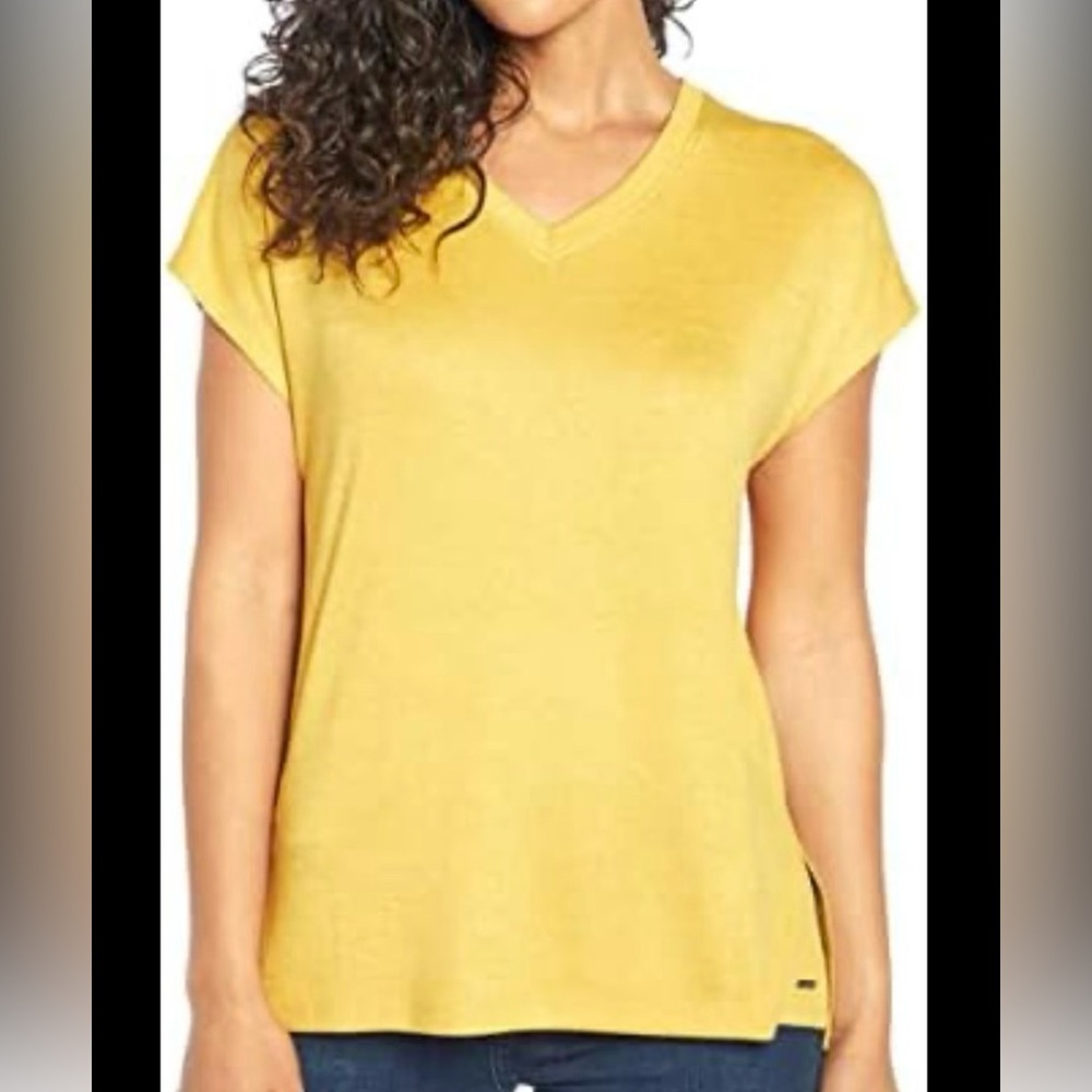 Orvis women’s VNeck tshirt